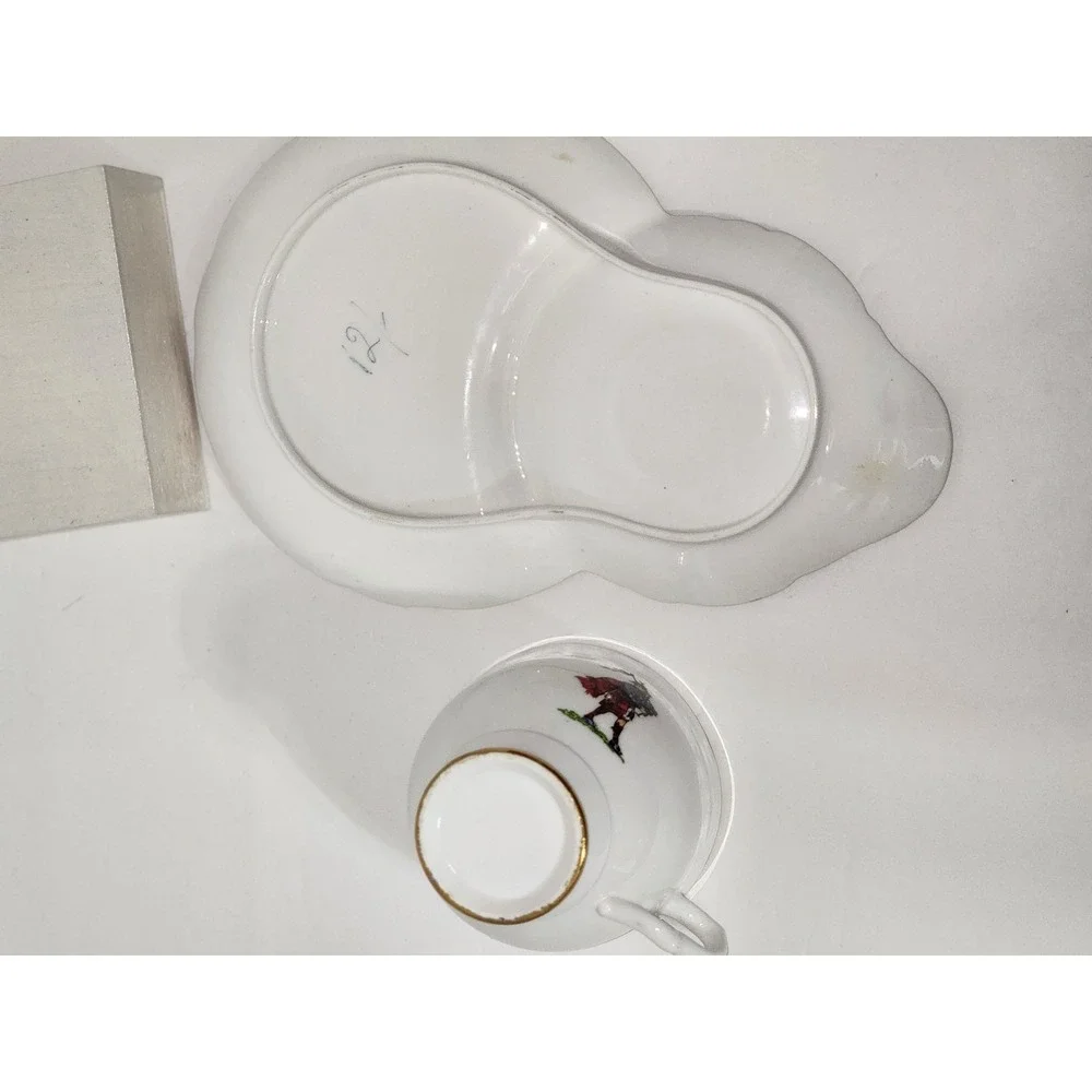 Unmarked Bone China Teacup and Hostess Plate Set‎ Bruce Clan Tartan Collectible